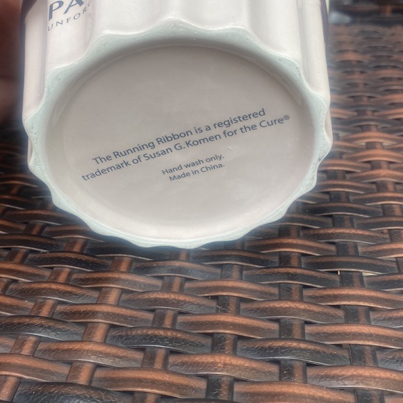 Pandora Ceramic Cupcake Jewelry Box - Picture 3 of 7